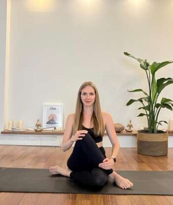 elena-erdoğan-yogaera