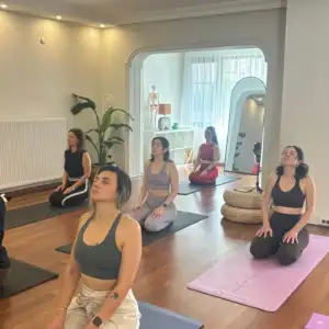 yoga-era-studio-esenkent-bahçeşehir2
